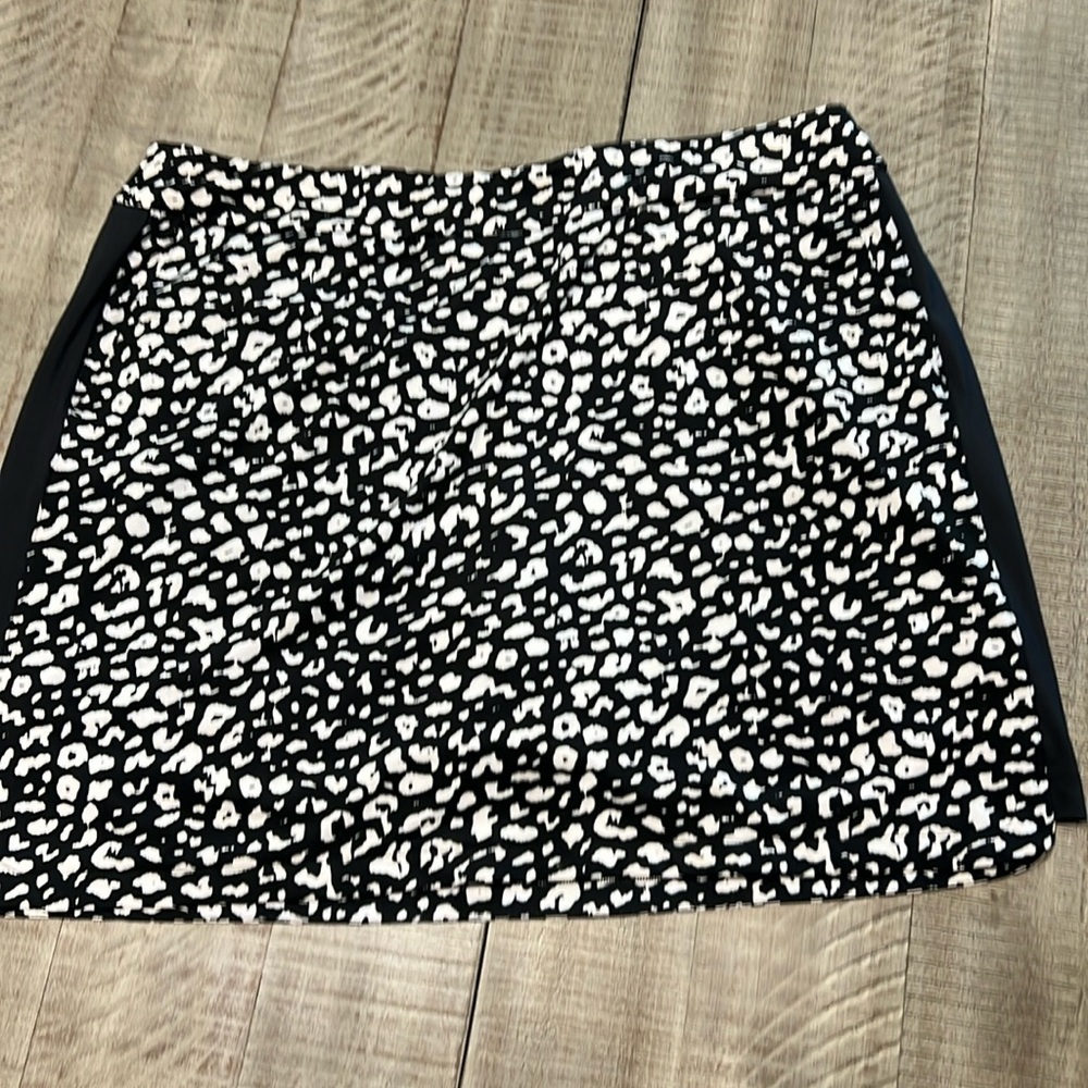 EP New York 16” High Rise Black And White Print Golf Skirt Size XL